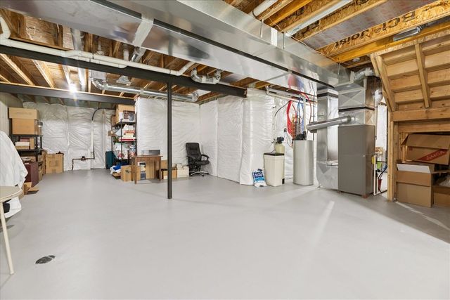 57259 Windmill Pointe, New Hudson, MI 48165