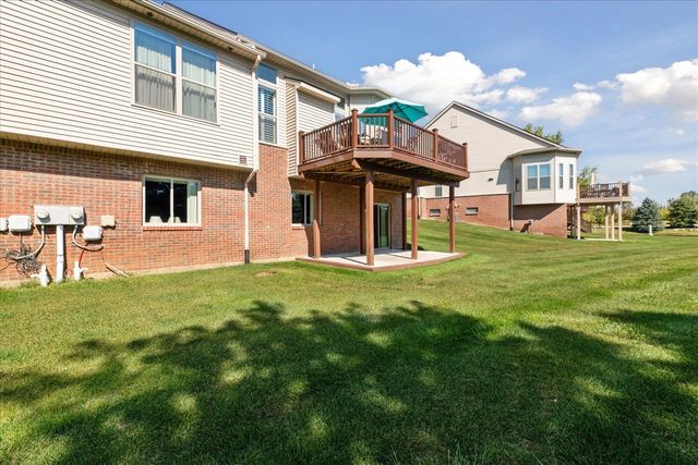 57259 Windmill Pointe, New Hudson, MI 48165