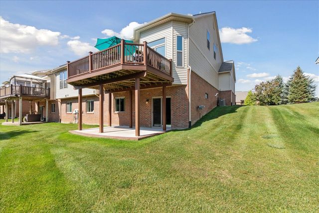 57259 Windmill Pointe, New Hudson, MI 48165