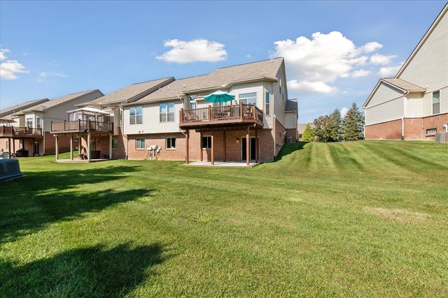 57259 Windmill Pointe, New Hudson, MI 48165