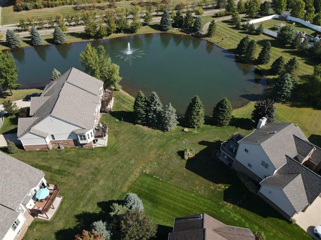 57259 Windmill Pointe, New Hudson, MI 48165