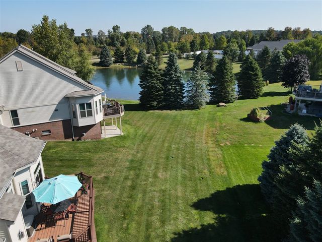 57259 Windmill Pointe, New Hudson, MI 48165