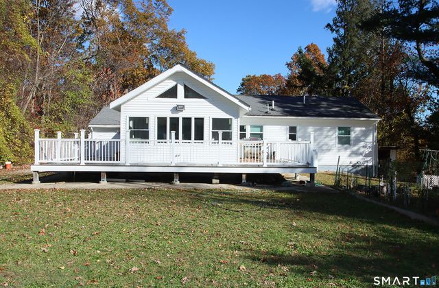 12 Gilbert Hill Road, North Haven, CT 06473
