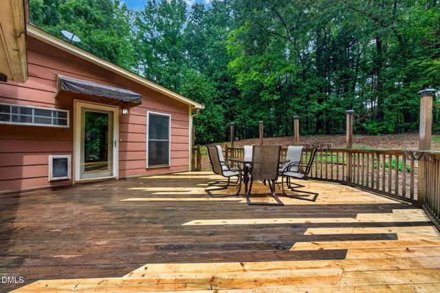 1110 Sandlewood Drive, Durham, NC 27712