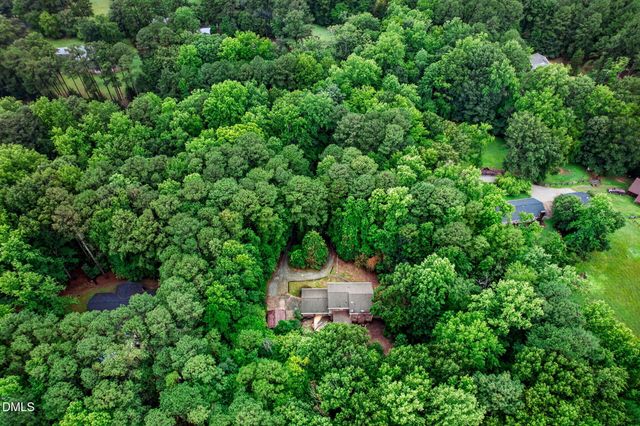 1110 Sandlewood Drive, Durham, NC 27712