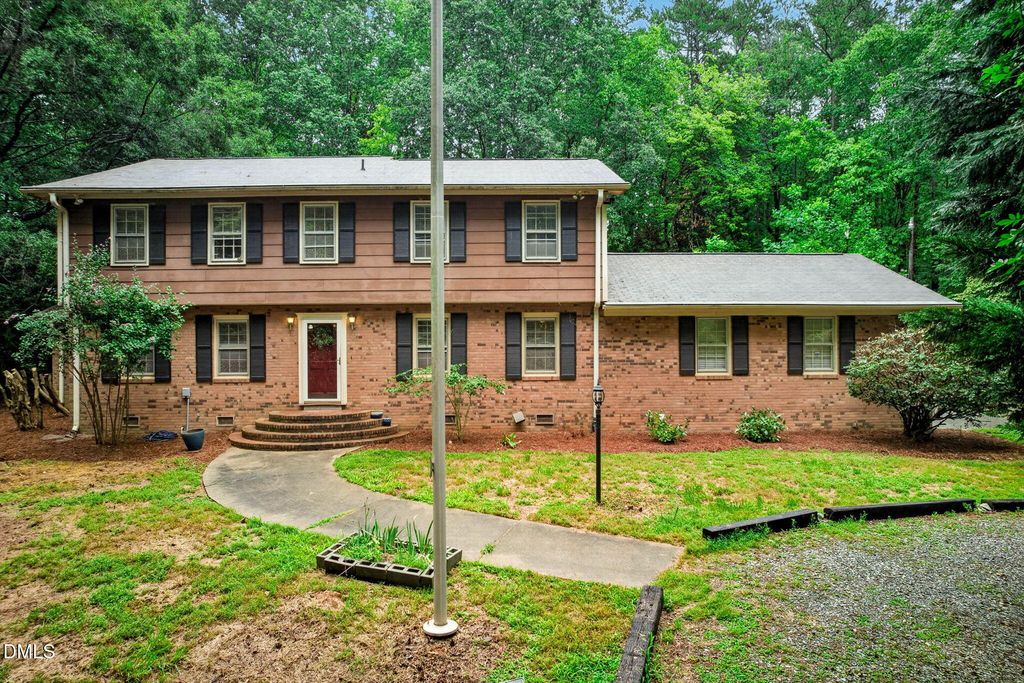 1110 Sandlewood Drive, Durham, NC 27712