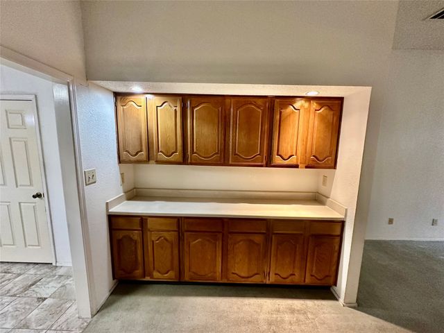 426 Running Brook Lane, Mesquite, TX 75149