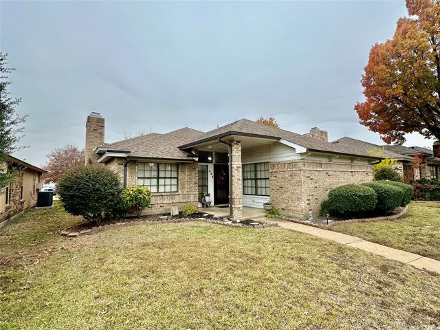 426 Running Brook Lane, Mesquite, TX 75149