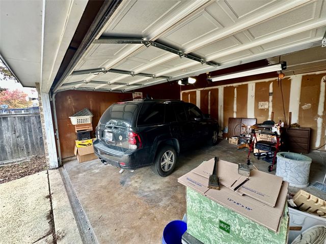 426 Running Brook Lane, Mesquite, TX 75149