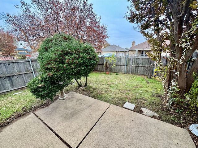 426 Running Brook Lane, Mesquite, TX 75149