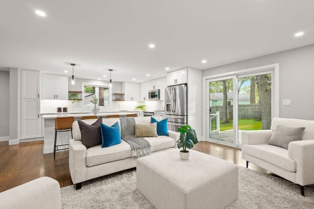 323 Ridge St, Arlington, MA 02474
