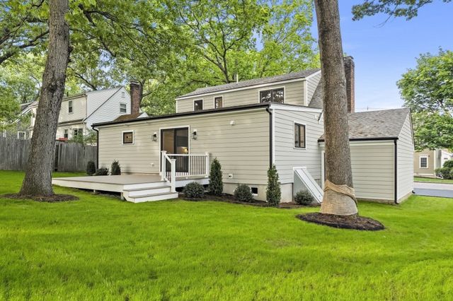 323 Ridge St, Arlington, MA 02474