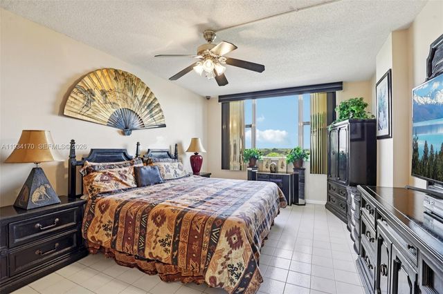 4350 Hillcrest Dr 702 702, Hollywood, FL 33021
