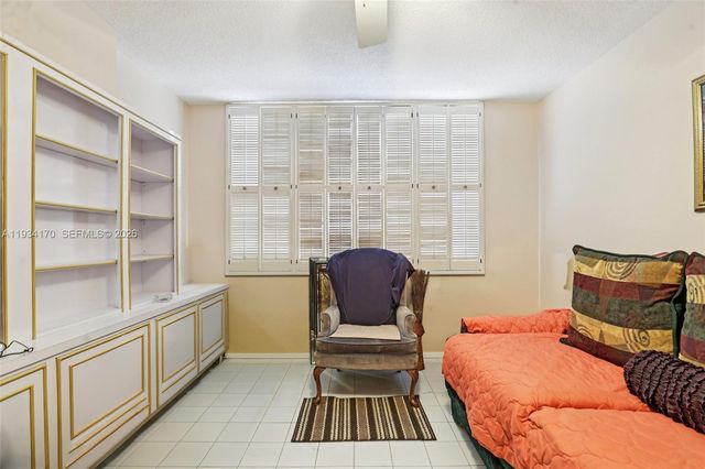 4350 Hillcrest Dr 702 702, Hollywood, FL 33021