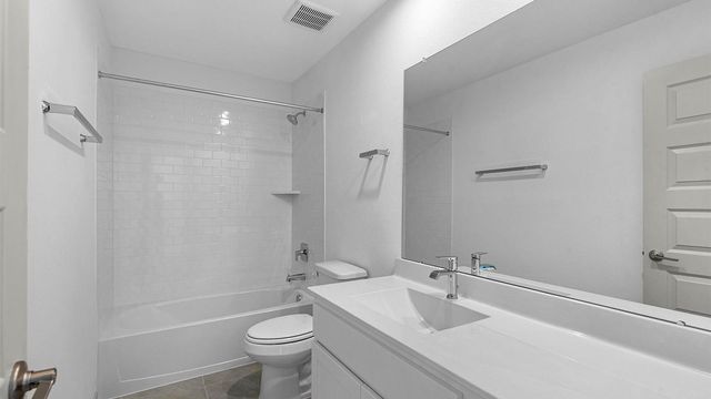 14328 Seagrass Knoll Lane, League City, TX 77510