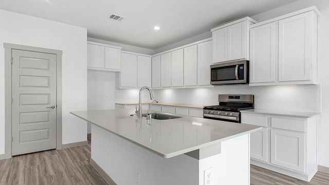 14328 Seagrass Knoll Lane, League City, TX 77510