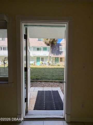 55 Vining Ct Apt 104, Ormond Beach, FL 32176