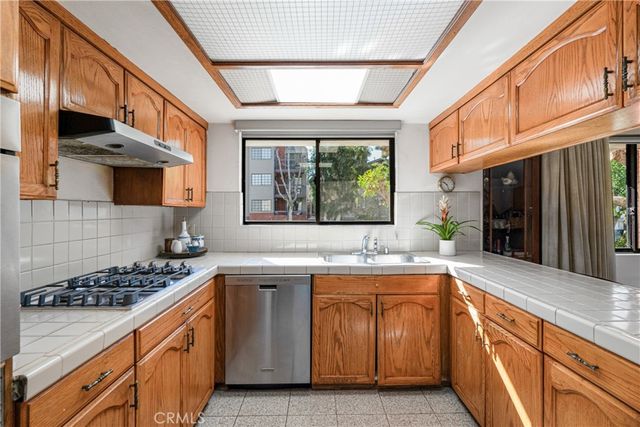 303 W Loraine 2, Glendale, CA 91202