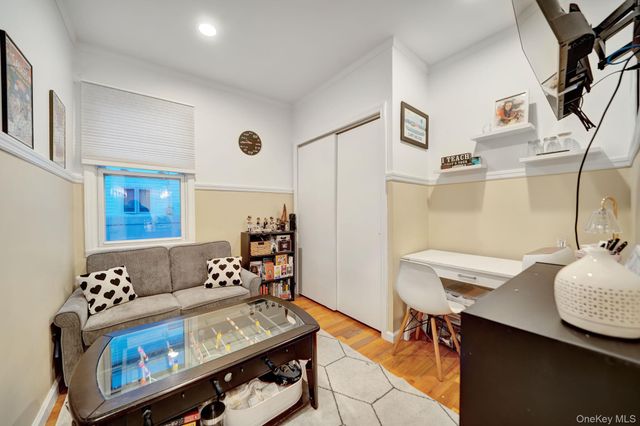 3 Fulton Street E, East Rockaway, NY 11518