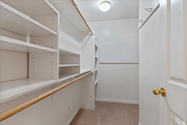 527 E 2500 N, North Ogden, UT 84414