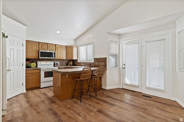 527 E 2500 N, North Ogden, UT 84414