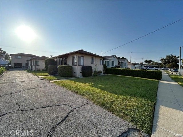 713 S 8th, Alhambra, CA 91801
