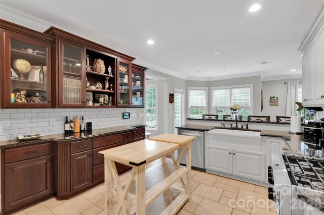 4552 Sawgrass Court, Denver, NC 28037