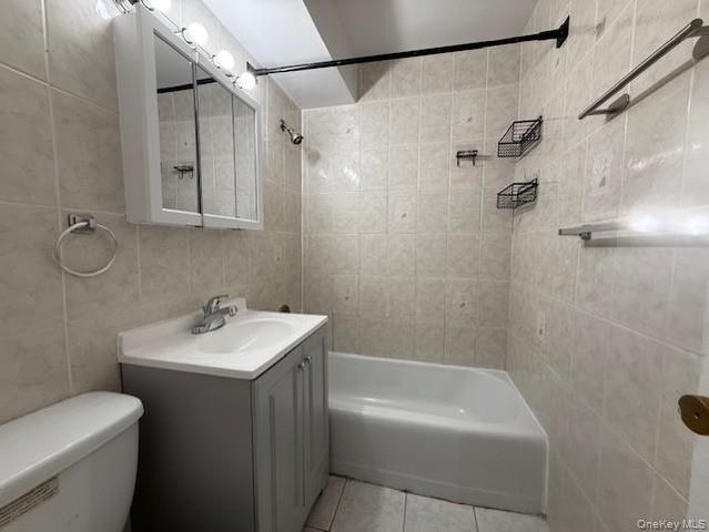 83-60 118th Street 2H, Kew Gardens, NY 11415