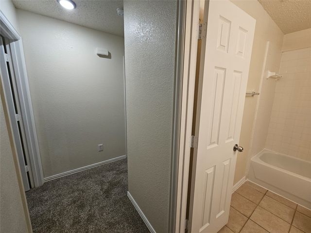 212 Enchanted Court, Grand Prairie, TX 75050