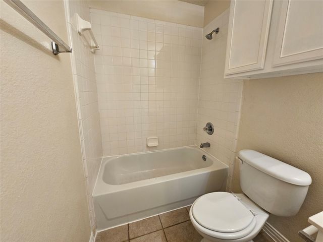 212 Enchanted Court, Grand Prairie, TX 75050