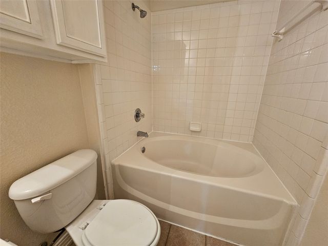 212 Enchanted Court, Grand Prairie, TX 75050