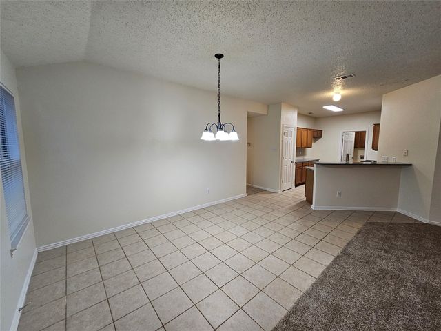 212 Enchanted Court, Grand Prairie, TX 75050