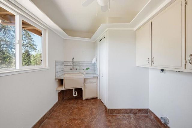 15605 Oakridge Court, Morgan Hill, CA 95037