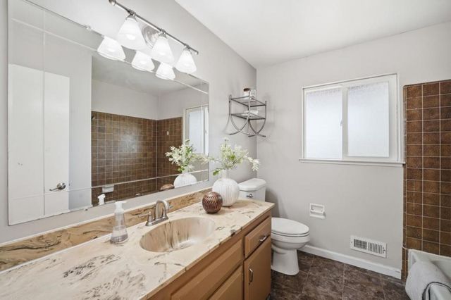 15605 Oakridge Court, Morgan Hill, CA 95037