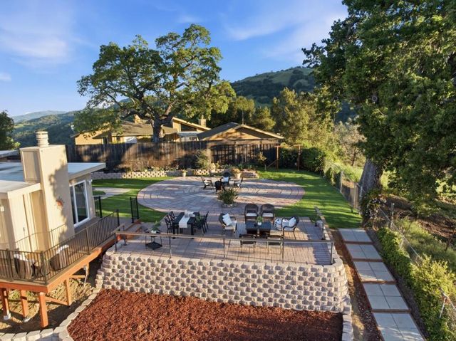 15605 Oakridge Court, Morgan Hill, CA 95037