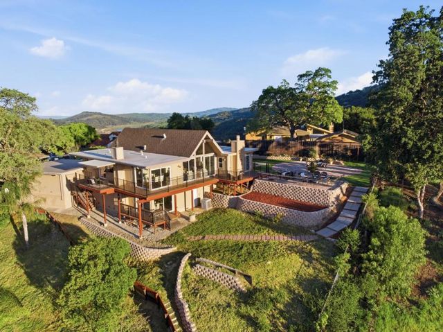 15605 Oakridge Court, Morgan Hill, CA 95037