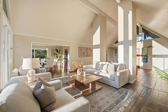 15605 Oakridge Court, Morgan Hill, CA 95037