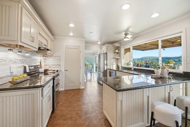 15605 Oakridge Court, Morgan Hill, CA 95037