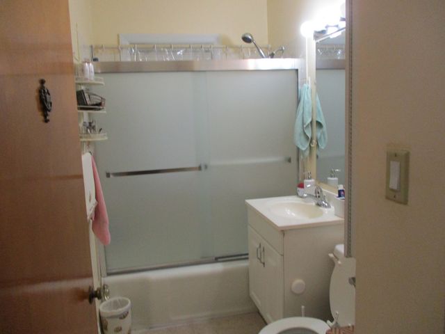 11322 S AVENUE G, Chicago, IL 60617