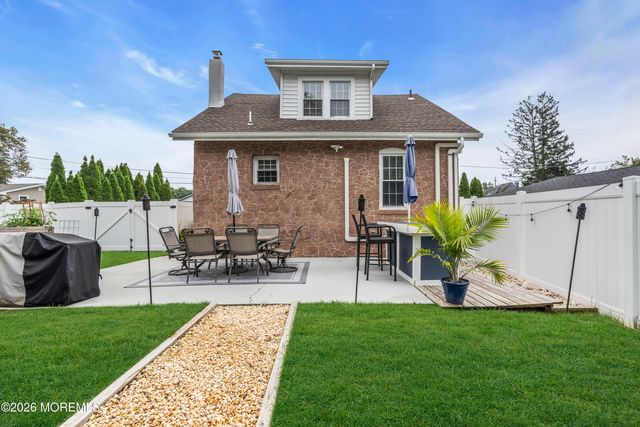 260 County Road, Cliffwood, NJ 07721