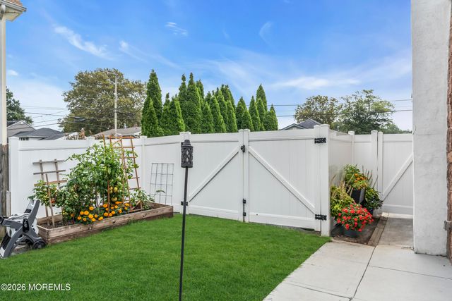 260 County Road, Cliffwood, NJ 07721