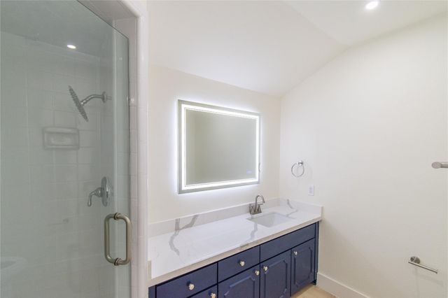 5805 Valley Forge Drive 96, Houston, TX 77057