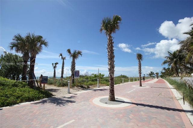 5161 Collins Ave 208, Miami Beach, FL 33140