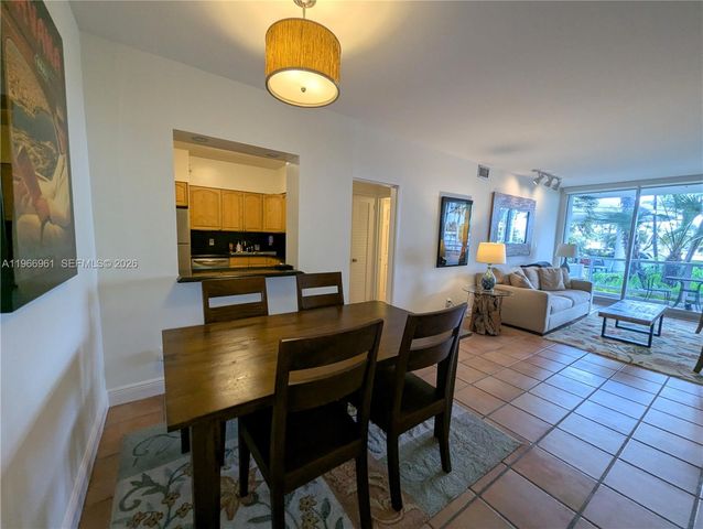 5161 Collins Ave 208, Miami Beach, FL 33140