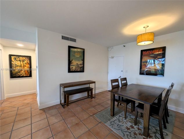 5161 Collins Ave 208, Miami Beach, FL 33140
