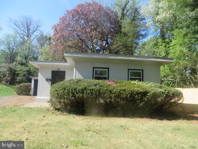 8200 CHELTENHAM AVE, Glenside, PA 19038