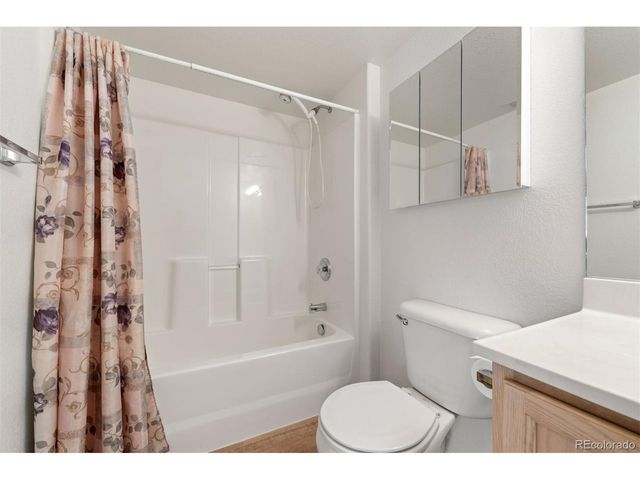 837 Ardath Ln, Pueblo, CO 81005