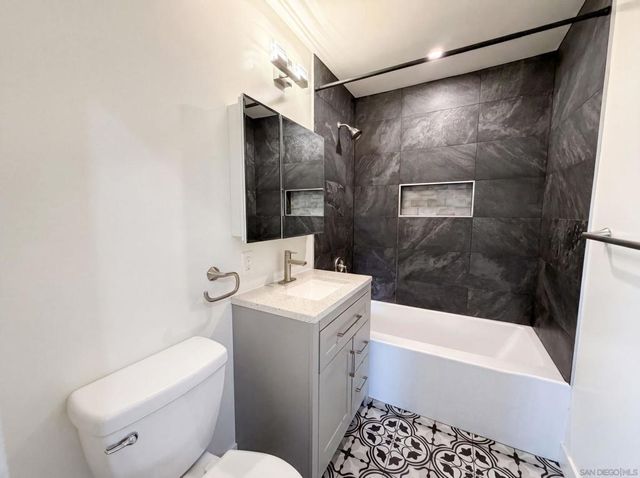 5041 Mable, San Diego, CA 92117