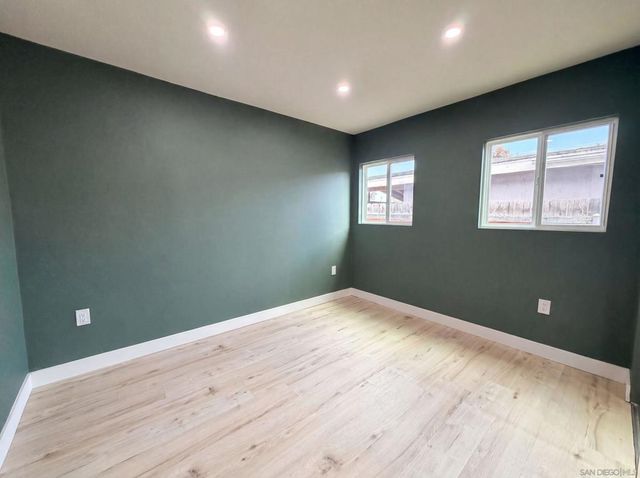 5041 Mable, San Diego, CA 92117
