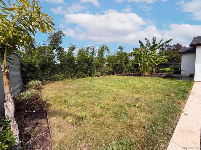 5041 Mable, San Diego, CA 92117
